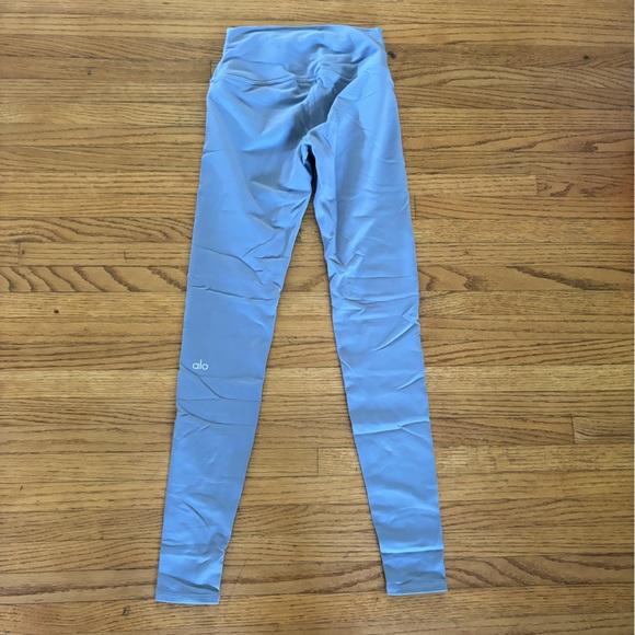 Alo yoga blue leggings - Picture 3 of 4